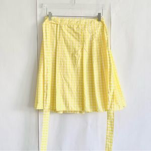 Burberry Pleated Wrap knee length skirt in saffron yellow white gingham